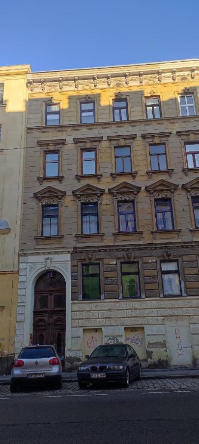 2-Room Appartment Near Westbahnhof Viyana Dış mekan fotoğraf